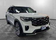 2025 Ford Explorer in Burlington, WI 53105 - 18125999 7