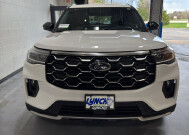 2025 Ford Explorer in Burlington, WI 53105 - 18125999 8