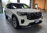2025 Ford Explorer in Burlington, WI 53105 - 18125999 7