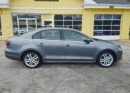 2017 Volkswagen Jetta in Greenville, SC 29607 - 18126592 2