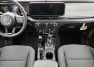 2026 Jeep Gladiator in Bedford, OH 44146 - 18126600 8