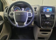 2016 Chrysler Town & Country in Toledo, OH 43617 - 18126911 22