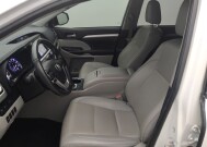 2019 Toyota Highlander in Tyler, TX 75701 - 18127665 17
