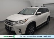 2019 Toyota Highlander in Tyler, TX 75701 - 18127665 1