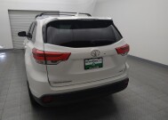 2019 Toyota Highlander in Tyler, TX 75701 - 18127665 6