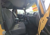 2014 Jeep Wrangler in Marysville, OH 43040 - 18127801 32