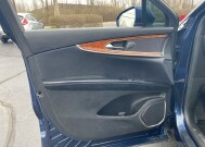 2017 Lincoln MKX in Marysville, OH 43040 - 18127824 17