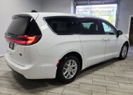 2023 Chrysler Pacifica in Cinnaminson, NJ 08077 - 18128888 5