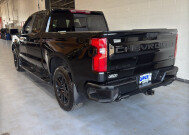 2024 Chevrolet Silverado 1500 in Burlington, WI 53105 - 18128921 3
