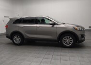 2018 Kia Sorento in Morrow, GA 30260 - 18128974 11