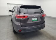 2019 Toyota Highlander in Gainesville, FL 32609 - 18129142 6
