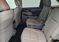 2019 Toyota Highlander in Ocala, FL 34471 - 18129146 18
