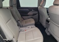 2019 Toyota Highlander in Ocala, FL 34471 - 18129146 19