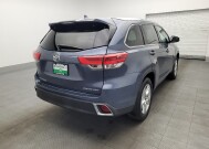 2019 Toyota Highlander in Ocala, FL 34471 - 18129146 9