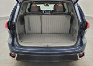 2019 Toyota Highlander in Ocala, FL 34471 - 18129146 29