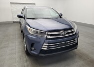 2019 Toyota Highlander in Ocala, FL 34471 - 18129146 14