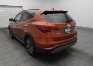 2018 Hyundai Santa Fe in Gainesville, FL 32609 - 18129160 5