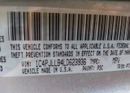 2020 Jeep Cherokee in Tucson, AZ 85705 - 18129633 33