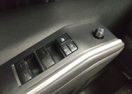 2020 Toyota Highlander in Topeka, KS 66611 - 18129737 27