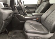 2020 Toyota Highlander in Topeka, KS 66611 - 18129737 17