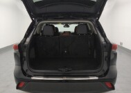 2020 Toyota Highlander in Topeka, KS 66611 - 18129737 29