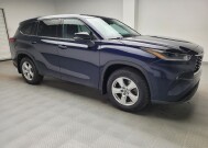 2021 Toyota Highlander in Taylor, MI 48180 - 18129755 11