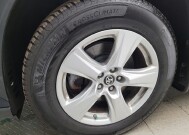 2021 Toyota Highlander in Taylor, MI 48180 - 18129755 31