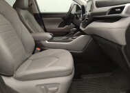 2020 Toyota Highlander in Wichita, KS 67207 - 18129863 21