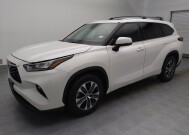 2020 Toyota Highlander in Wichita, KS 67207 - 18129863 2