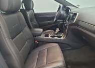 2016 Jeep Grand Cherokee in Gainesville, FL 32609 - 18129896 21