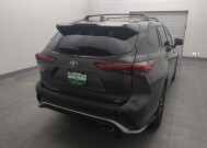 2022 Toyota Highlander in Baton Rouge, LA 70816 - 18129953 7