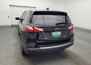 2018 Chevrolet Equinox in Jacksonville, FL 32225 - 18130002 6