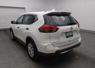 2017 Nissan Rogue in Kissimmee, FL 34744 - 18130596 5