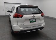 2017 Nissan Rogue in Kissimmee, FL 34744 - 18130596 6