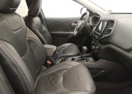 2019 Jeep Cherokee in Hialeah, FL 33014 - 18130624 21