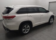2018 Toyota Highlander in Metairie, LA 70006 - 18130698 10