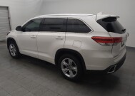 2018 Toyota Highlander in Metairie, LA 70006 - 18130698 3