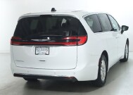 2024 Chrysler Pacifica in Bedford, OH 44146 - 18130802 44