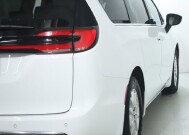 2024 Chrysler Pacifica in Bedford, OH 44146 - 18130802 43