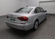 2019 Volkswagen Passat in Pensacola, FL 32505 - 18131055 9