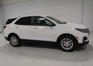 2022 Chevrolet Equinox in Columbus, OH 43231 - 18131228 11