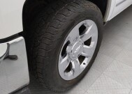 2018 Chevrolet Silverado 1500 in Independence, MO 64055 - 18131327 31