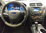 2017 Ford Explorer in Lombard, IL 60148 - 18131332 22