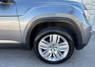 2019 Volkswagen Atlas in Decatur, GA 30032 - 18131387 11