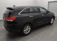 2018 Kia Sorento in Houston, TX 77074 - 18131662 10