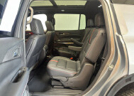 2025 Chevrolet Traverse in Burlington, WI 53105 - 18131903 10