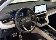 2025 Ford Explorer in Burlington, WI 53105 - 18131919 19