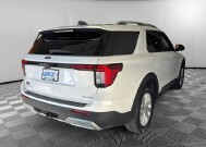 2025 Ford Explorer in Burlington, WI 53105 - 18131919 5