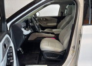 2025 Ford Explorer in Burlington, WI 53105 - 18131919 16