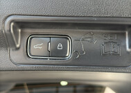 2025 Ford Explorer in Burlington, WI 53105 - 18131919 24